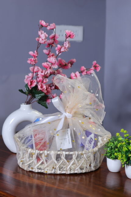 The Regal Treat Hamper